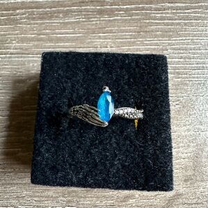 Elegant Silver and Blue Winged Ring stamped FJ 925 Powerful size 10